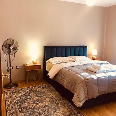 Qemal Stafa Apartment Tirana Esterno foto