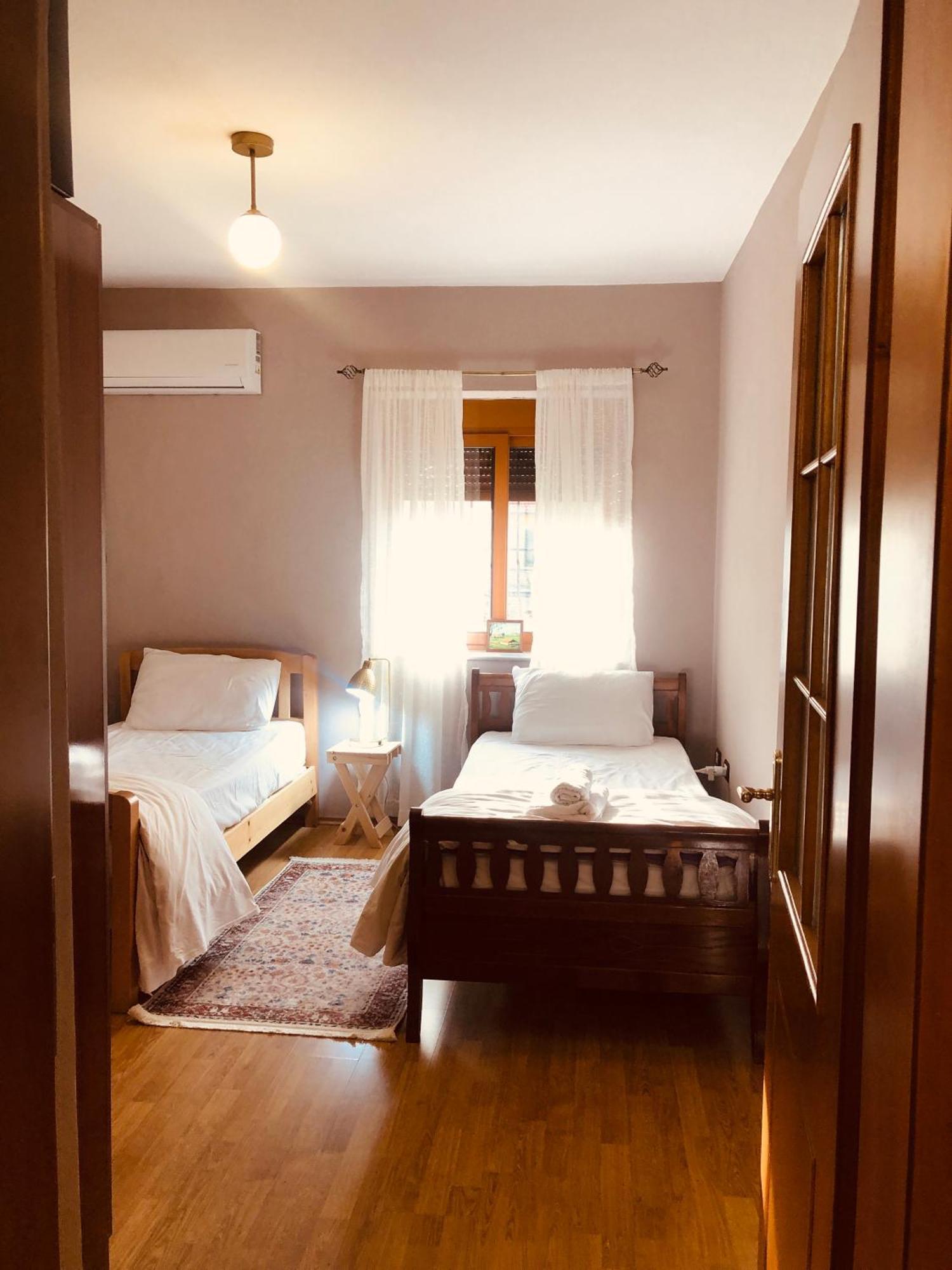 Qemal Stafa Apartment Tirana Esterno foto
