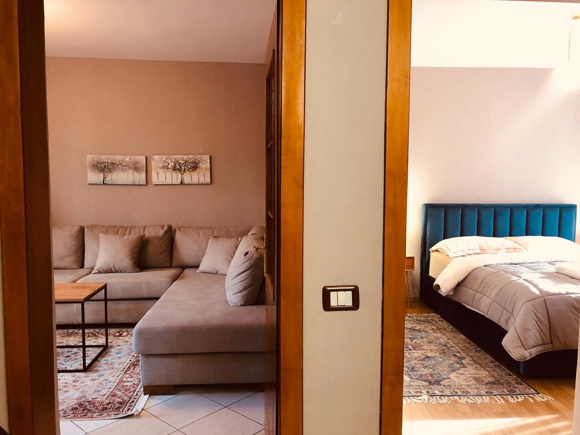 Qemal Stafa Apartment Tirana Esterno foto